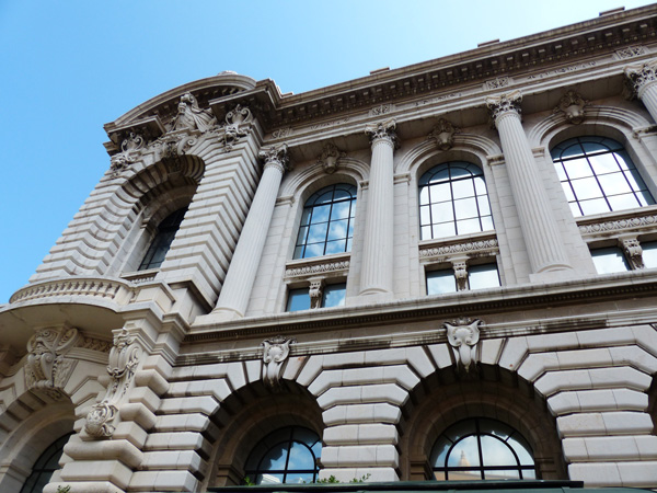 طراحی- نمای-تلفیقی-ساختمان